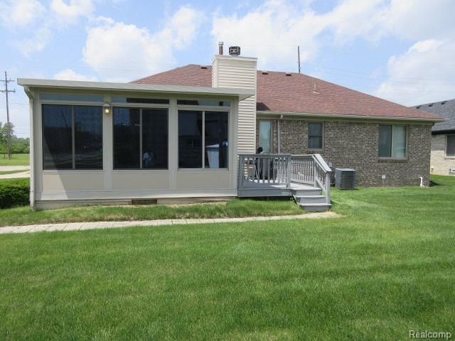 33882 Lipke Street, Clinton Charter Township, MI 48035