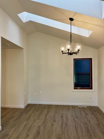 7555 Widgeon Way, Madison, WI 53717