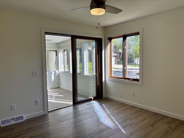 7555 Widgeon Way, Madison, WI 53717