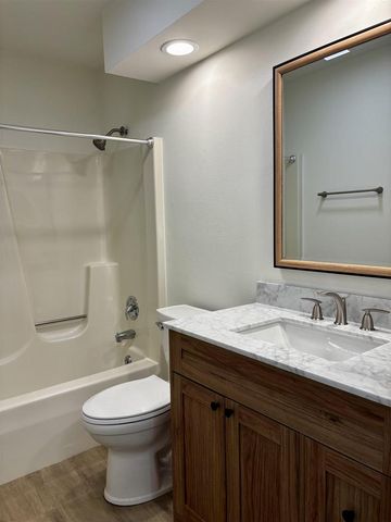 7555 Widgeon Way, Madison, WI 53717