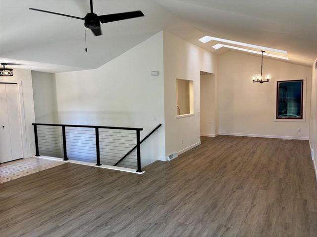 7555 Widgeon Way, Madison, WI 53717