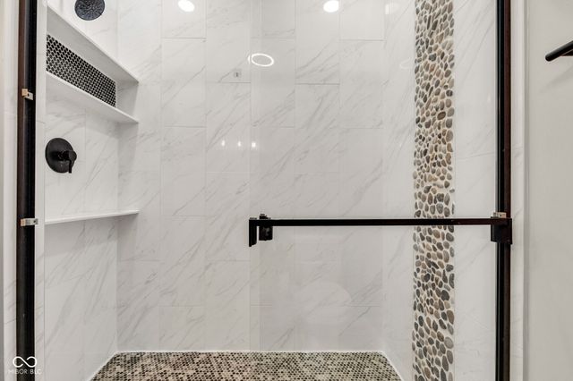 257 N Tacoma Avenue, Indianapolis, IN 46201