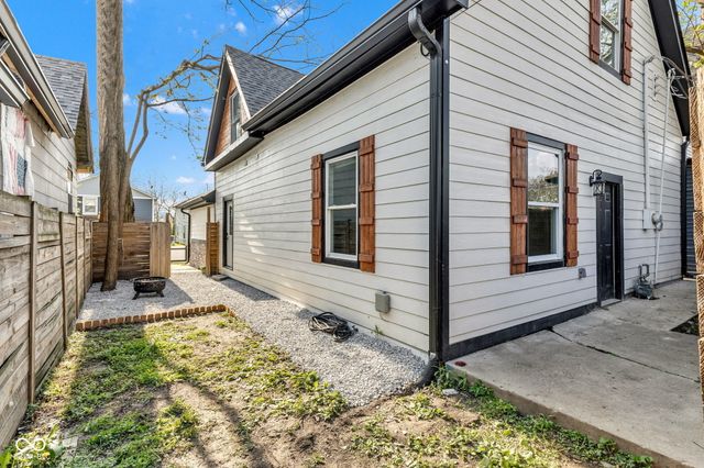 257 N Tacoma Avenue, Indianapolis, IN 46201