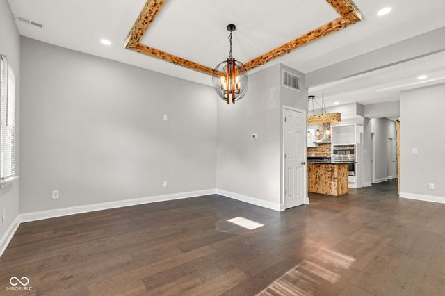 257 N Tacoma Avenue, Indianapolis, IN 46201