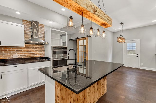 257 N Tacoma Avenue, Indianapolis, IN 46201