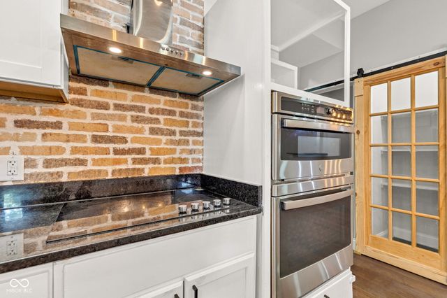 257 N Tacoma Avenue, Indianapolis, IN 46201