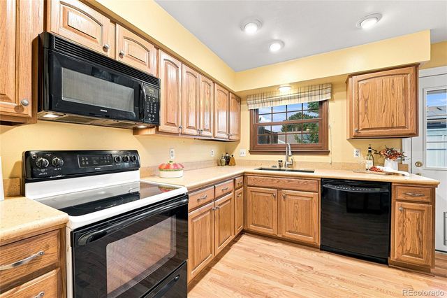 2515 E Geddes Place, Littleton, CO 80122