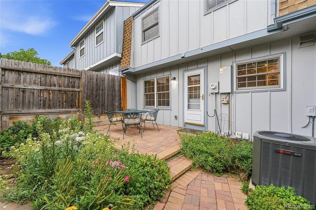 2515 E Geddes Place, Littleton, CO 80122