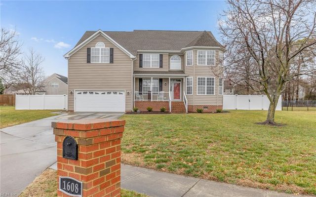 1608 Pinedale LN, Chesapeake, VA 23322