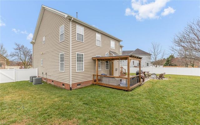 1608 Pinedale LN, Chesapeake, VA 23322