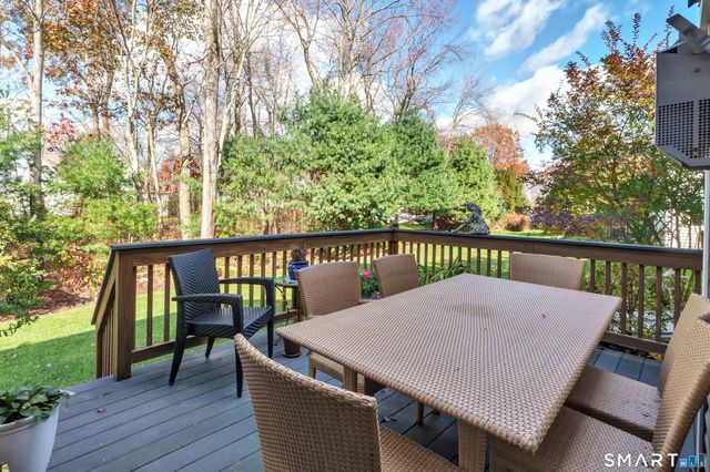 607 Championship Drive 607, Oxford, CT 06478