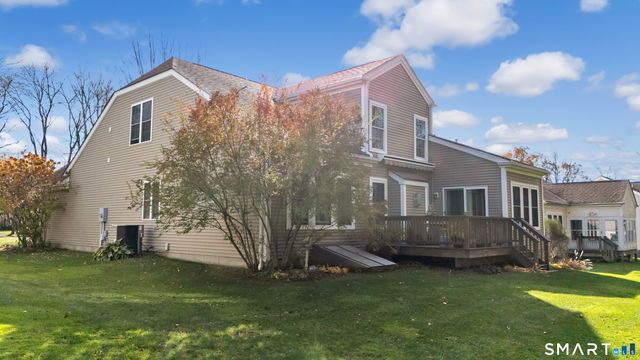 607 Championship Drive 607, Oxford, CT 06478