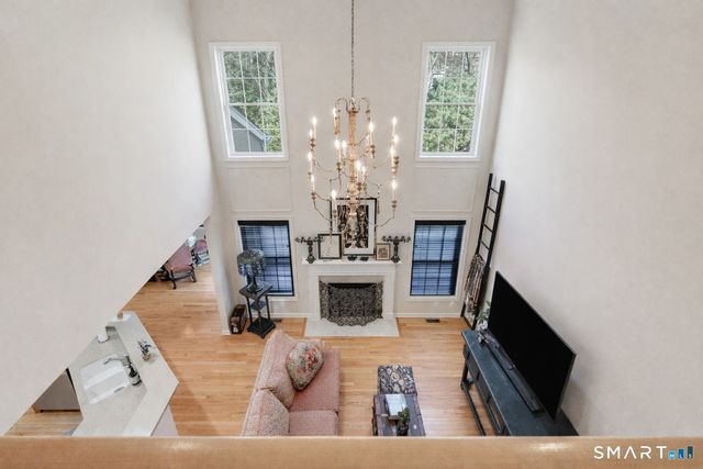 607 Championship Drive 607, Oxford, CT 06478