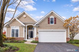 607 Championship Drive 607, Oxford, CT 06478