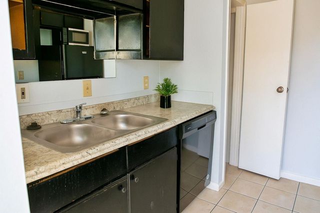 12500 Sandpiper Drive 179, Houston, TX 77035