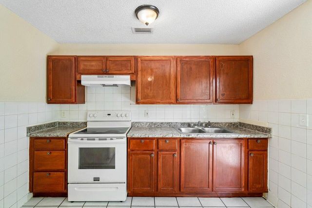 4861 Gulfstream Road, Lake Worth, FL 33460