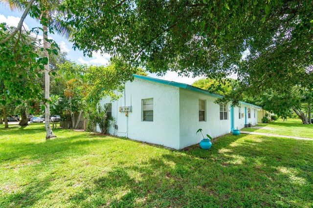 4861 Gulfstream Road, Lake Worth, FL 33460