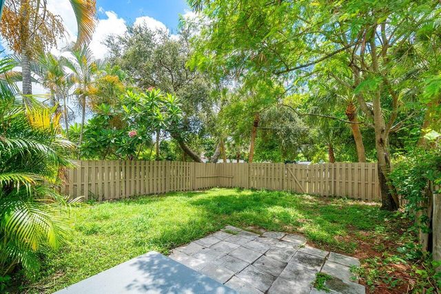 4861 Gulfstream Road, Lake Worth, FL 33460