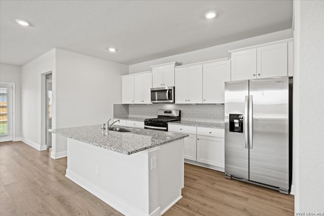 1400 REDWOOD CRK, Seguin, TX 78155
