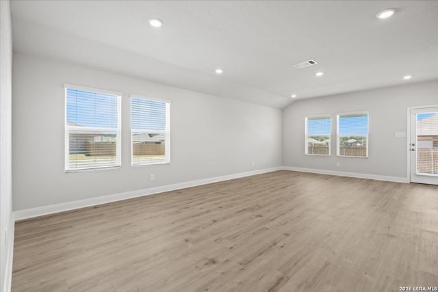 1400 REDWOOD CRK, Seguin, TX 78155