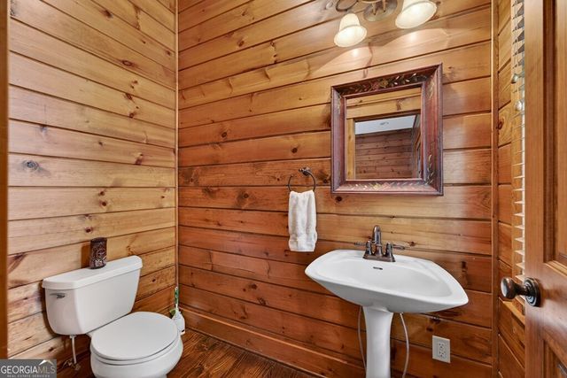 127 Azure Point, Blue Ridge, GA 30513