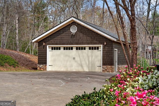 127 Azure Point, Blue Ridge, GA 30513