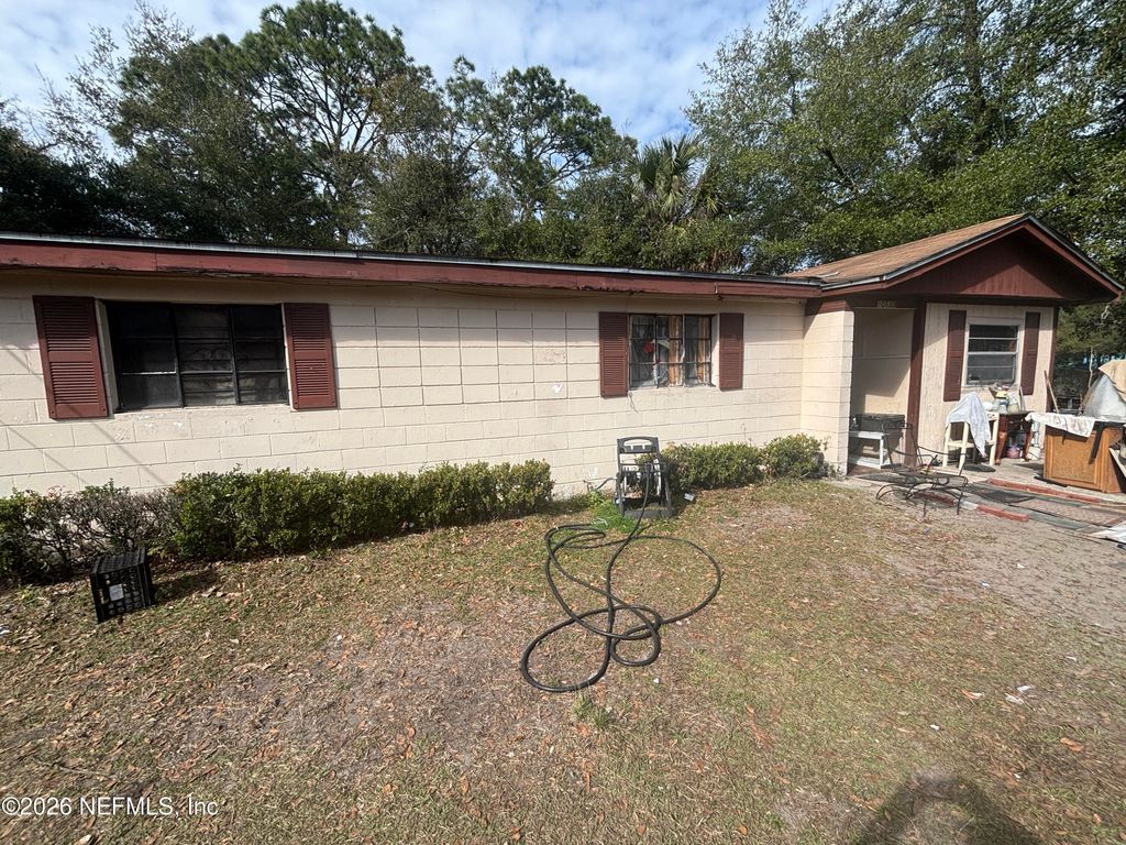 10530 GAILWOOD Circle E, Jacksonville, FL 32218