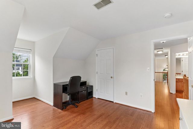43528 CLIVEDON CT, Ashburn, VA 20147