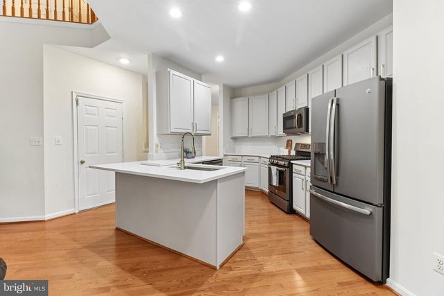 43528 CLIVEDON CT, Ashburn, VA 20147