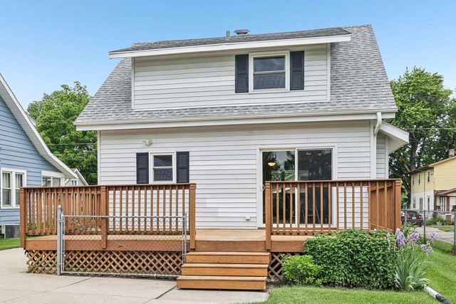 115 Roller Avenue, Beaver Dam, WI 53916