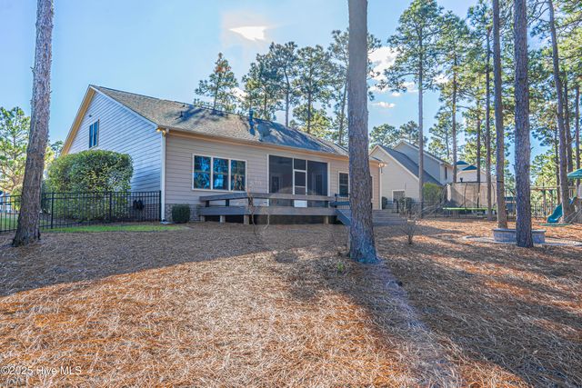 100 Wiregrass Lane, Southern Pines, NC 28387
