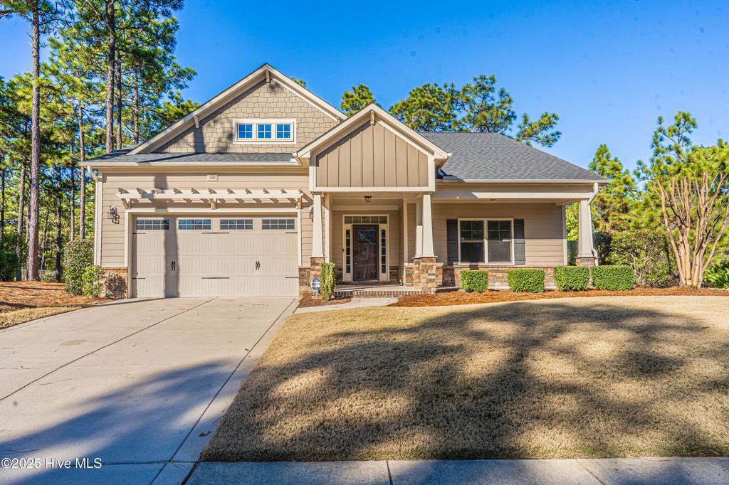 100 Wiregrass Lane, Southern Pines, NC 28387