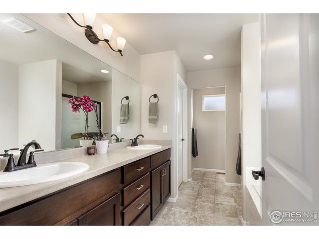 2716 Sapphire St, Loveland, CO 80537