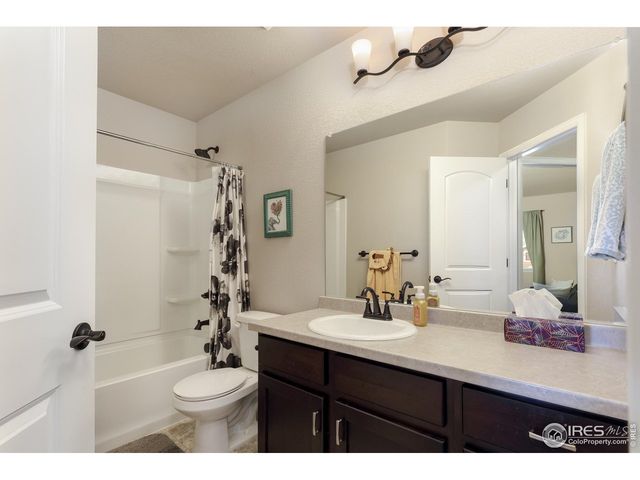 2716 Sapphire St, Loveland, CO 80537