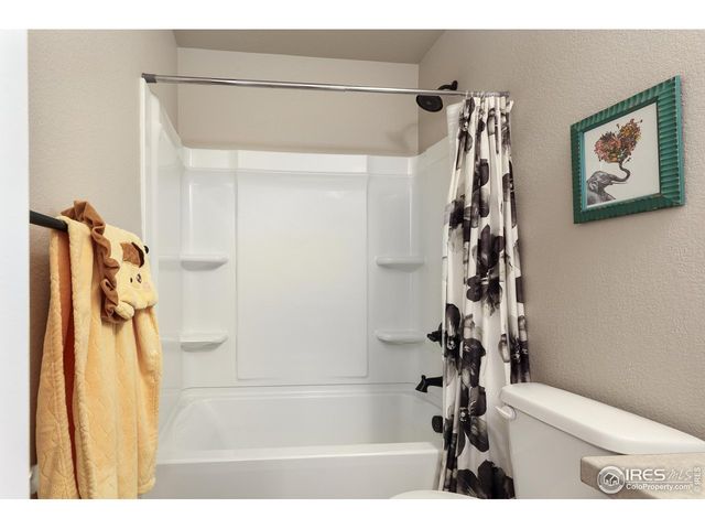 2716 Sapphire St, Loveland, CO 80537