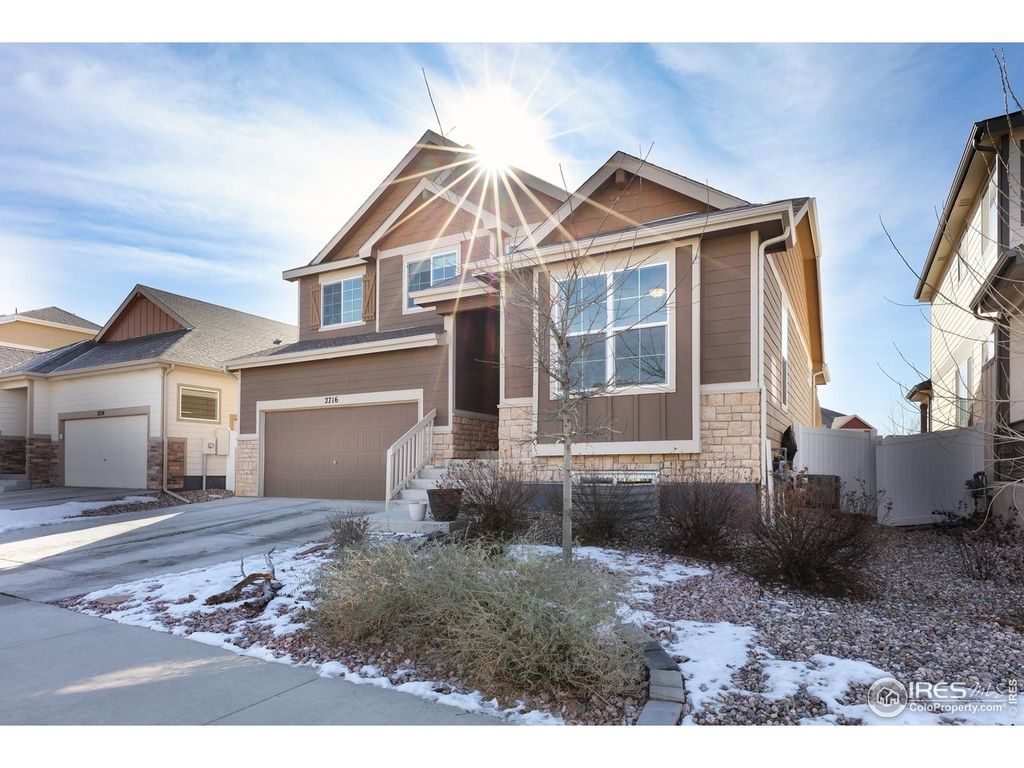 2716 Sapphire St, Loveland, CO 80537