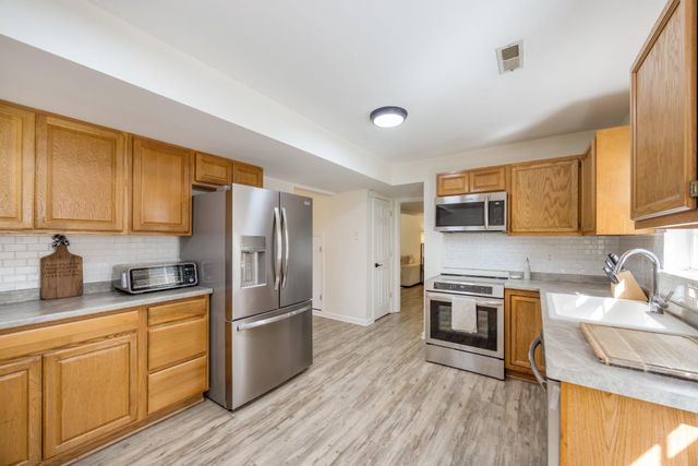 36 PLUMOSA DR, Fredericksburg, VA 22405