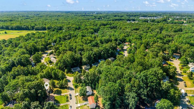 36 PLUMOSA DR, Fredericksburg, VA 22405