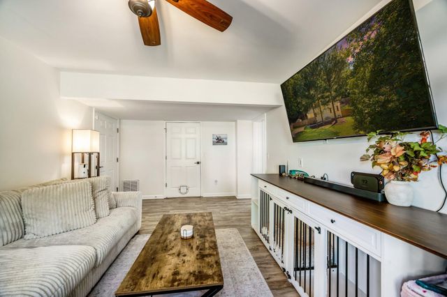 36 PLUMOSA DR, Fredericksburg, VA 22405
