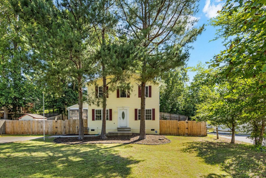 36 PLUMOSA DR, Fredericksburg, VA 22405