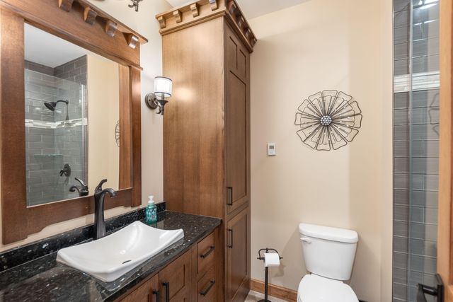 11700 Westvalley Drive, Crown Point, IN 46307