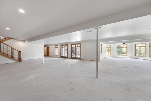 11700 Westvalley Drive, Crown Point, IN 46307