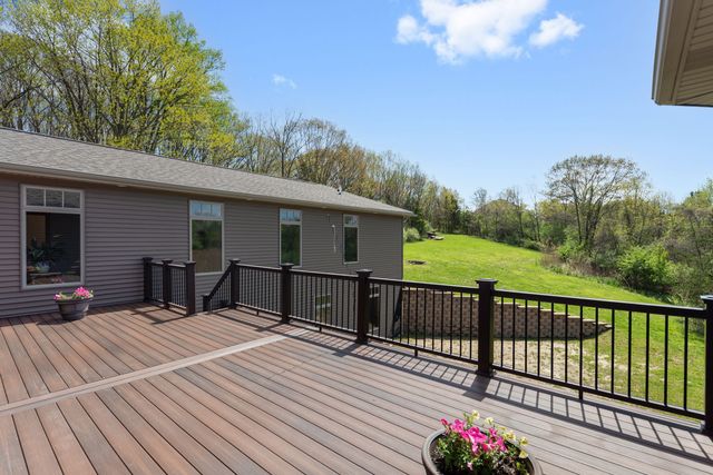 11700 Westvalley Drive, Crown Point, IN 46307