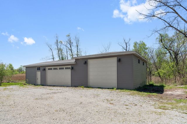 11700 Westvalley Drive, Crown Point, IN 46307
