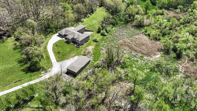 11700 Westvalley Drive, Crown Point, IN 46307