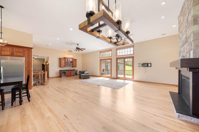 11700 Westvalley Drive, Crown Point, IN 46307