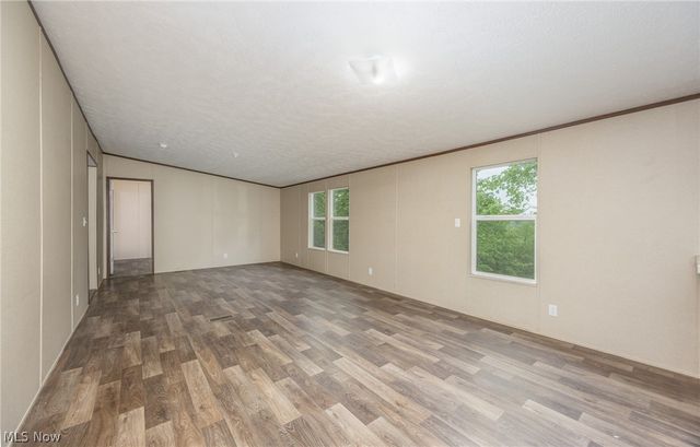 7455 Stanleyville Road, Whipple, OH 45788