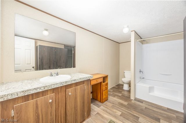 7455 Stanleyville Road, Whipple, OH 45788