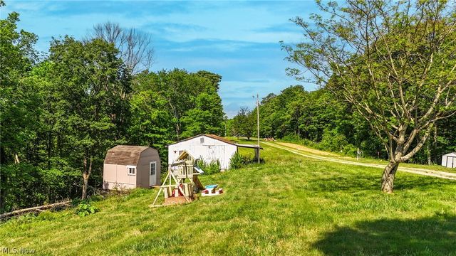 7455 Stanleyville Road, Whipple, OH 45788