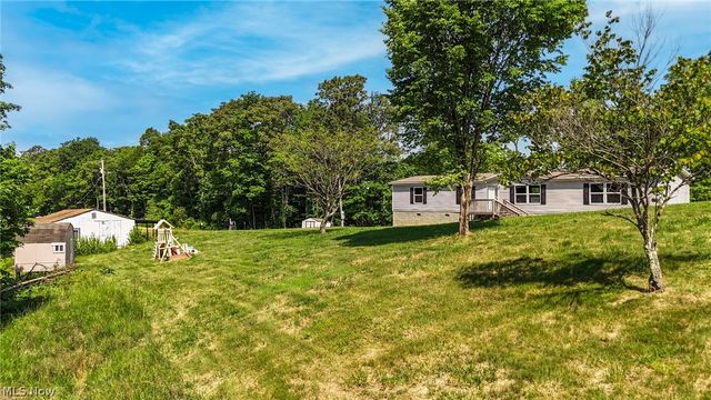7455 Stanleyville Road, Whipple, OH 45788
